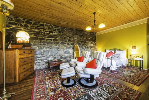 Touchwood Cottages - Accommodation Cooktown 38