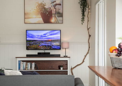 New Aptmnt Only 5 Mins To Mona Gallery - Accommodation Cooktown 4
