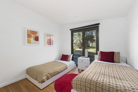 Apollo Bay Cottages - Accommodation Cooktown 15