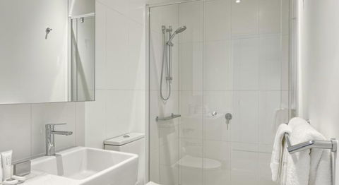 Experience Platinum Hotel Apartments - Accommodation Cooktown 24