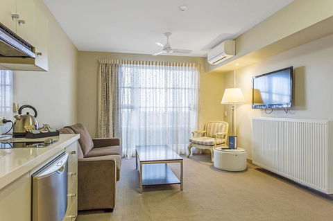 Deep Blue Hotel & Hot Springs - Accommodation Cooktown 42