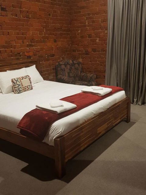 Sublime Spa Apartments - Accommodation Cooktown 14