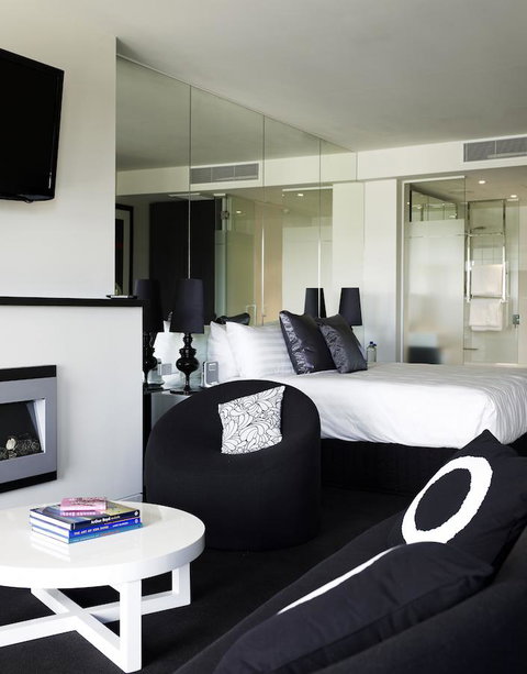 The Cullen Melbourne - Art Series - Accommodation Cooktown 26