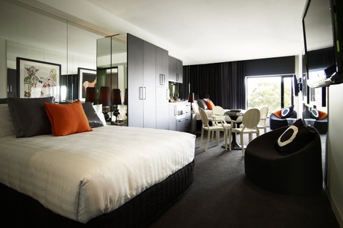 The Cullen Melbourne - Art Series - Accommodation Cooktown 16