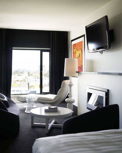 The Cullen Melbourne - Art Series - Accommodation Cooktown 13