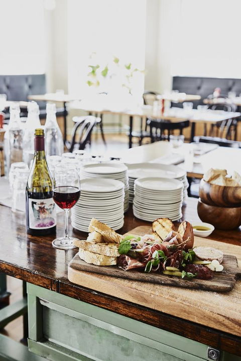 Plough Hotel - Accommodation Cooktown 23