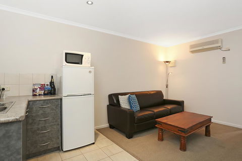 Quality Inn & Suites The Menzies - Accommodation Cooktown 39