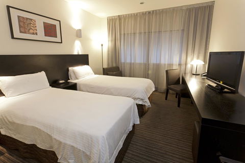 Causeway 353 Hotel - Accommodation Cooktown 6