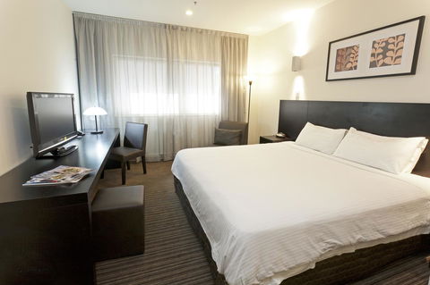 Causeway 353 Hotel - Accommodation Cooktown 0