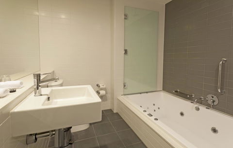 Causeway 353 Hotel - Accommodation Cooktown 29