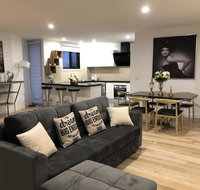 Apartments in Phillip Island Towers - Block C - Accommodation Cooktown