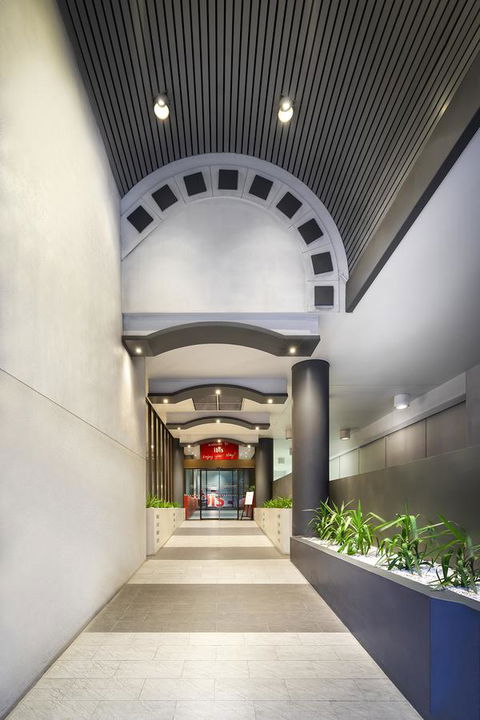 Ibis Melbourne Hotel And Apartments - Accommodation Cooktown 4