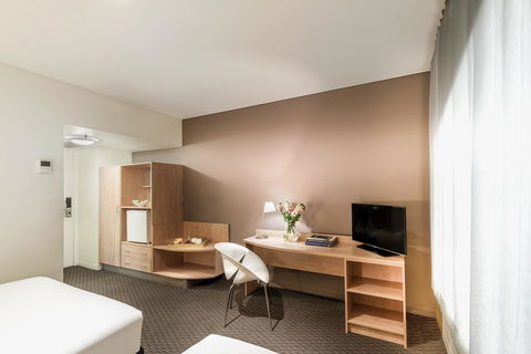Ibis Melbourne Hotel And Apartments - Accommodation Cooktown 10