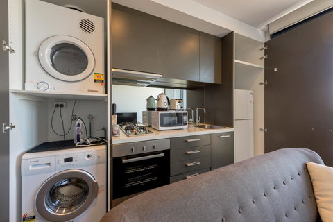 Amazing Accommodations : South Yarra - Accommodation Cooktown 22