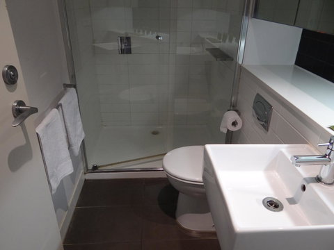 Amazing Accommodations : South Yarra - Accommodation Cooktown 4