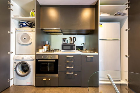 Amazing Accommodations : South Yarra - Accommodation Cooktown 13