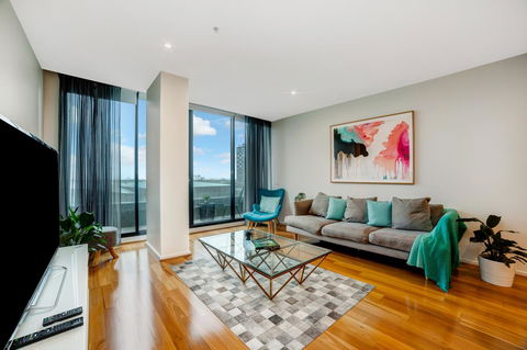 Signature Waterfront Apartments - Accommodation Cooktown 15