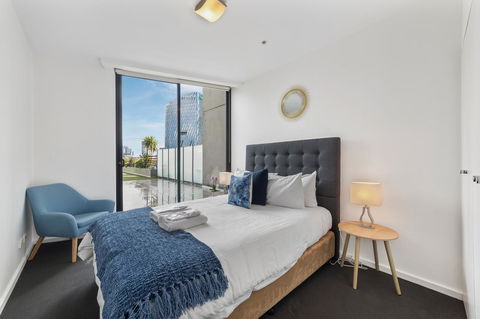 Signature Waterfront Apartments - Accommodation Cooktown 30