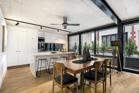 Stylish Apartment In Unique Church Development - Accommodation Cooktown 8