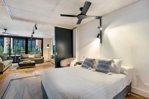 Stylish Apartment In Unique Church Development - Accommodation Cooktown 10