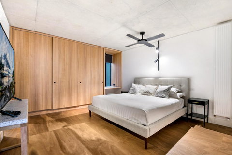 Stylish Apartment In Unique Church Development - Accommodation Cooktown 13