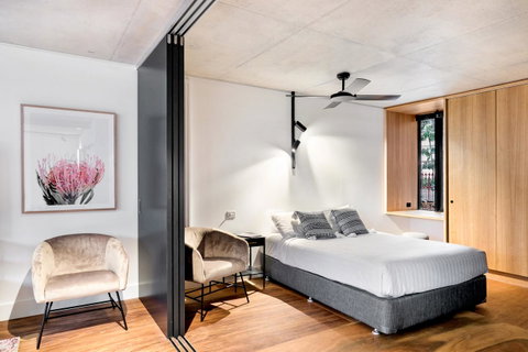 Stylish Apartment In Unique Church Development - Accommodation Cooktown 9