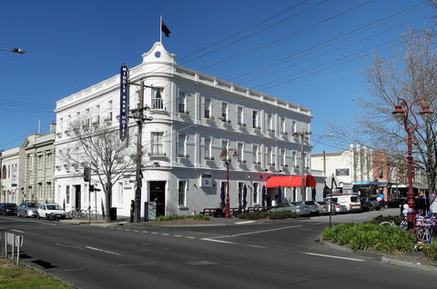 Middle Park Hotel - Accommodation Cooktown 7
