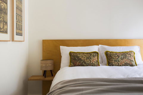 Botanica Editions - Accommodation Cooktown 11
