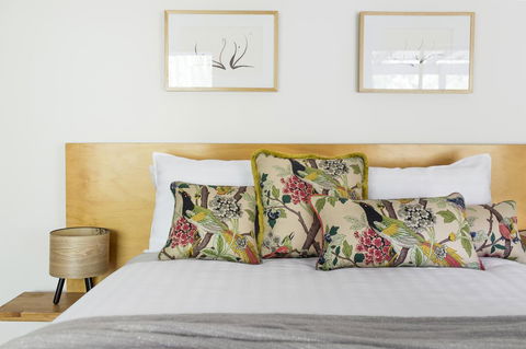 Botanica Editions - Accommodation Cooktown 22