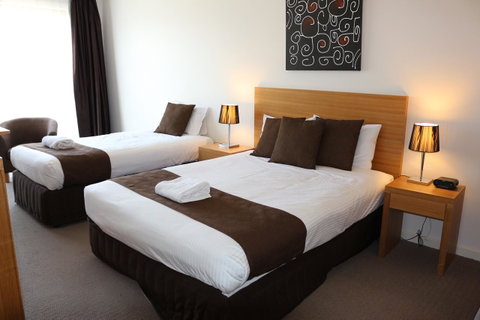 Bairnsdale International - Accommodation Cooktown 12