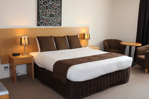 Bairnsdale International - Accommodation Cooktown 31