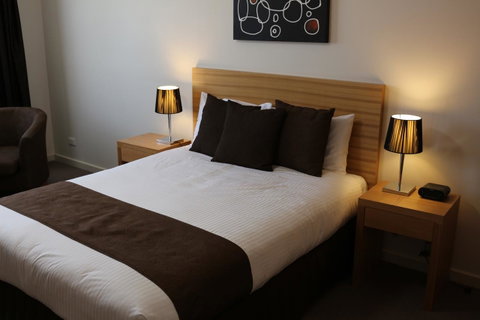 Bairnsdale International - Accommodation Cooktown 35