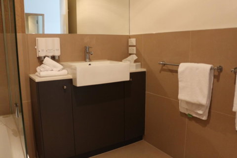 Bairnsdale International - Accommodation Cooktown 24