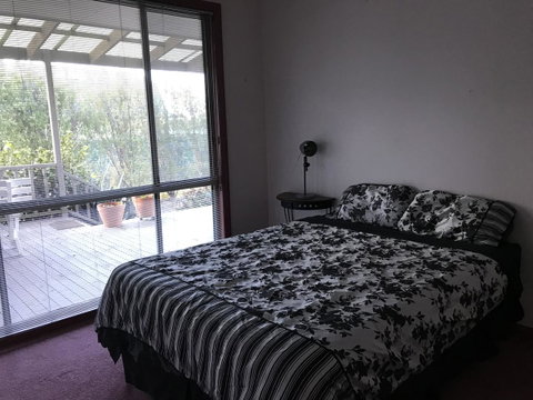 Eagle Bay Views - Accommodation Cooktown 14