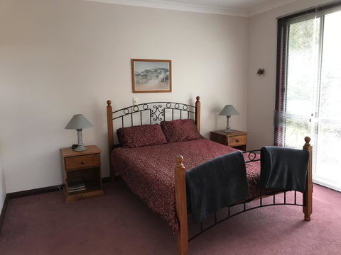 Eagle Bay Views - Accommodation Cooktown 8