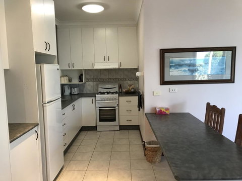 Eagle Bay Views - Accommodation Cooktown 15