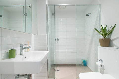 Complete Host The River Apartments - Accommodation Cooktown 3