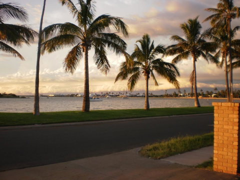 The Carnarvon Luxury Canal Home - Accommodation Cooktown 1