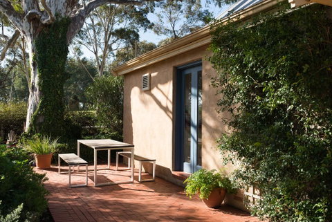 The Cottage At Riverside Farm - Accommodation Cooktown 3