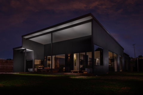 The Cove Tasmania - Accommodation Cooktown 0