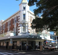 The Crown  Anchor Hotel - Accommodation Cooktown