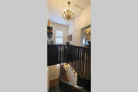 The Dewhurst - Sophisticated Entire CBD Apartment - Accommodation Cooktown 2