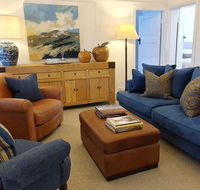The Dewhurst - Sophisticated Entire CBD Apartment - Accommodation Cooktown