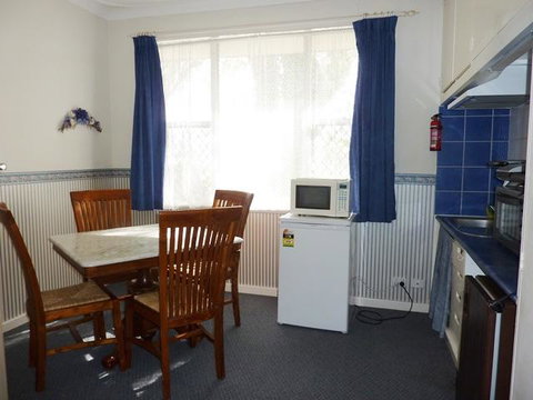 The Doo Drop Inn - Accommodation Cooktown 1