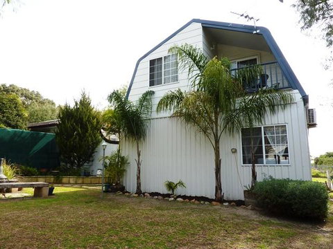 The Doo Drop Inn - Accommodation Cooktown 2