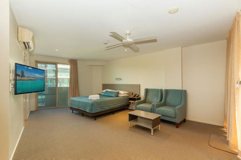 The Dorsal Boutique Hotel - Accommodation Cooktown 1