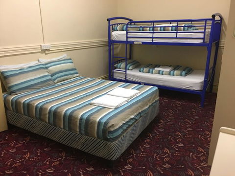 The Formby Hotel - Accommodation Cooktown 2