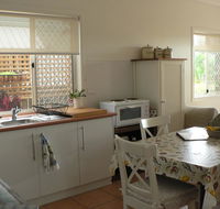The Friendly Chat Bed and Breakfast - Accommodation Cooktown