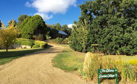 The Garden Cottage At The Olives - Accommodation Cooktown 1