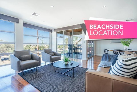 The Grand Oasis - Pool - Wifi - Mins From Beach - Accommodation Cooktown 0